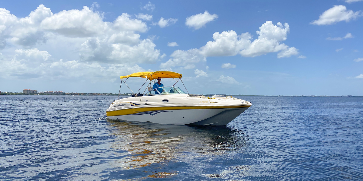 24" Hurricane Deck Boat